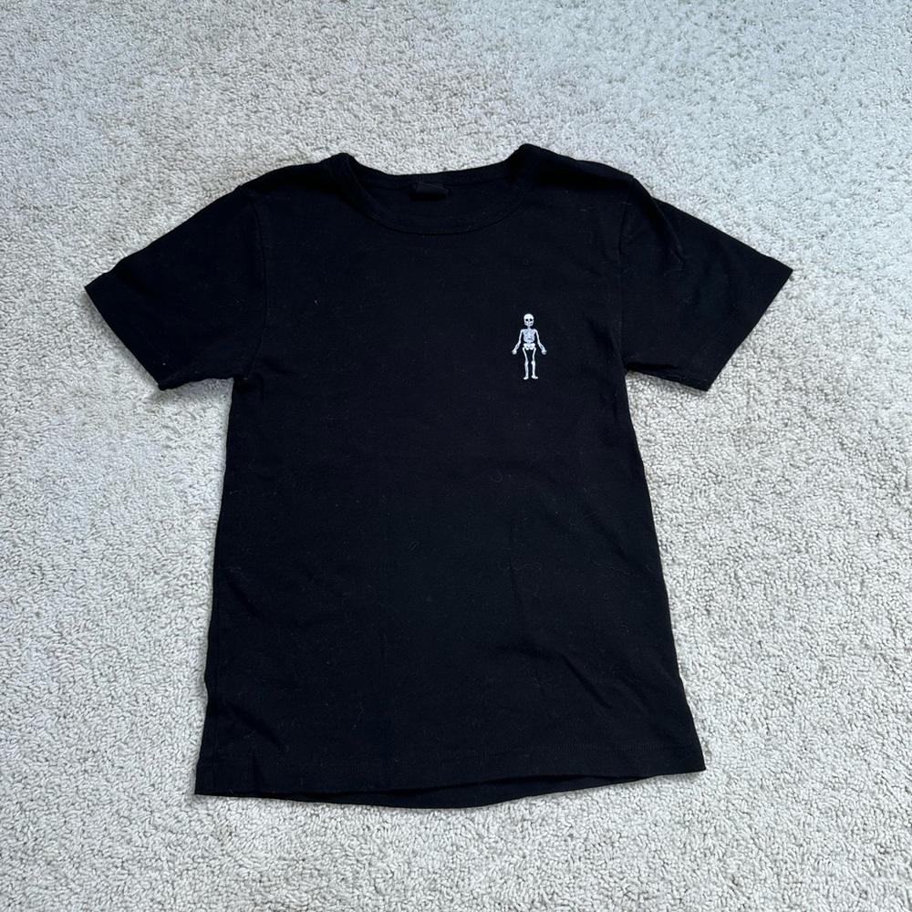 urban outfitters graphic tee